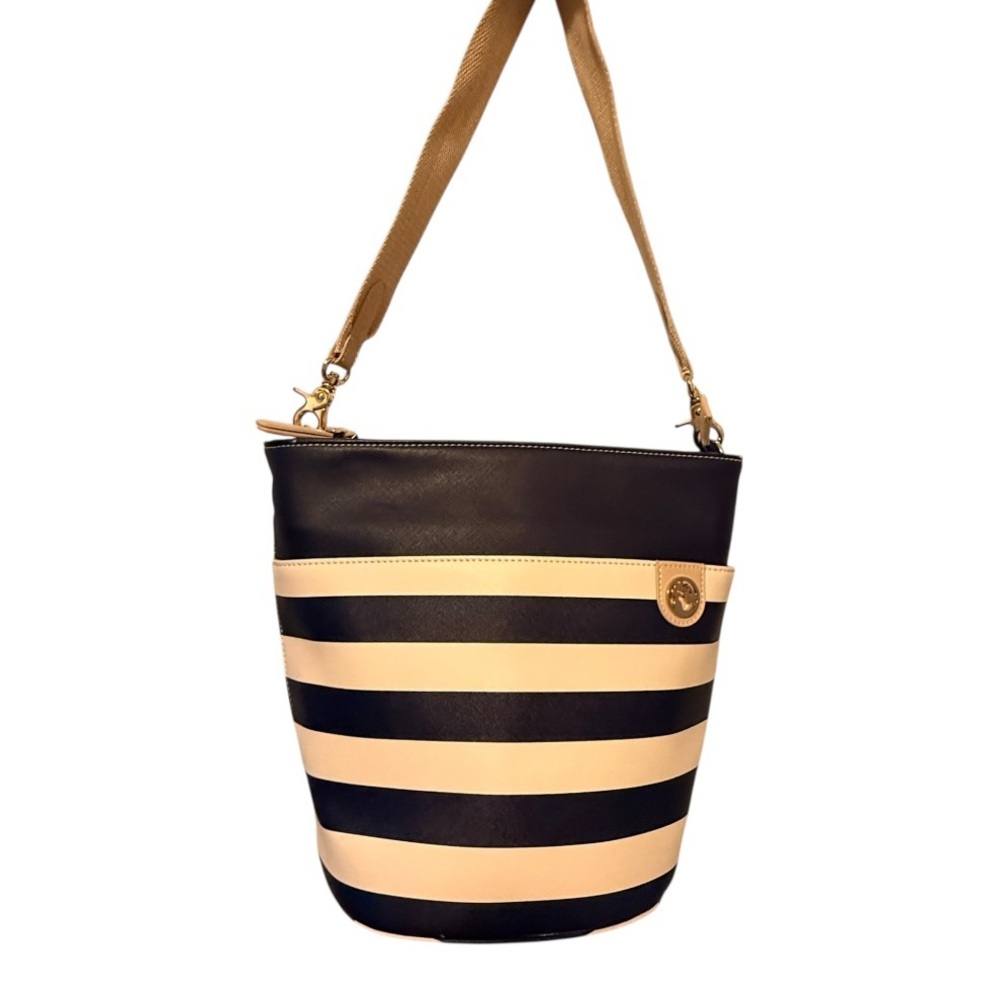 Spartina 449 Bucket Bag nwot